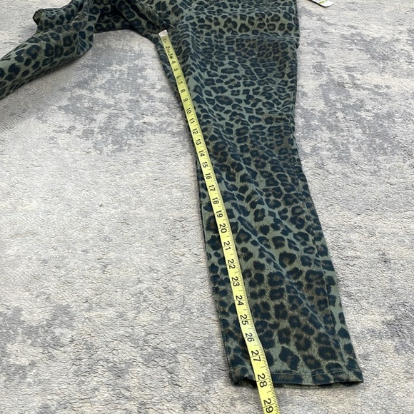 NWT Good American Good Waist Crop Jeans Green Olive Leopard Animal Sz 14 32 - Picture 10 of 13